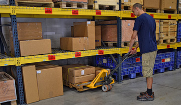 A Jungheinrich Hand Pallet Jack in Action